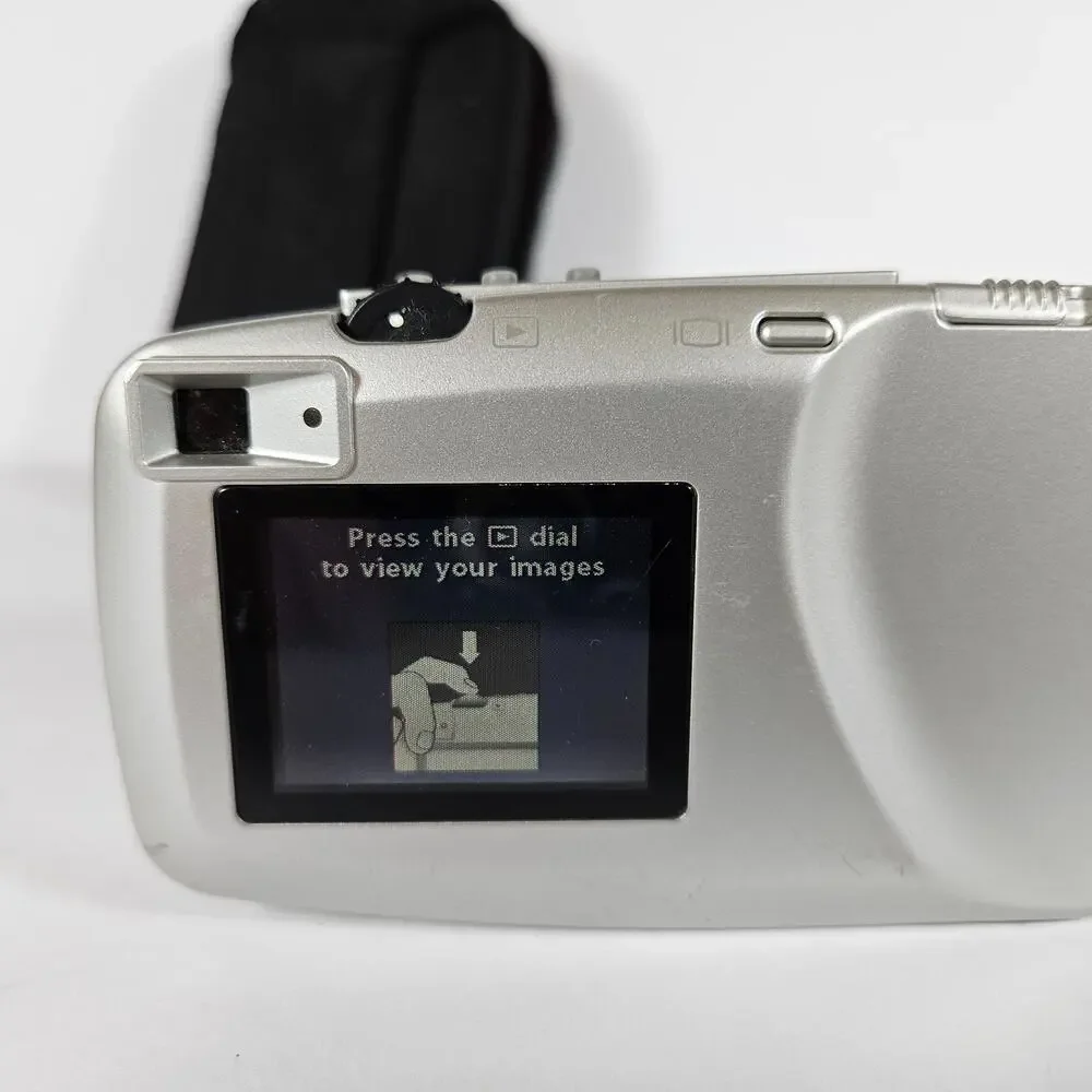 HP PhotoSmart 318 Digital Camera 2.3MP Tested Working w/ Case & 64MB CF Card